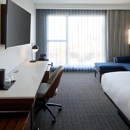 Courtyard By Marriott Montreal Laval Hotel Exterior photo