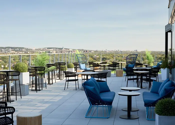 Courtyard By Marriott Montreal Laval