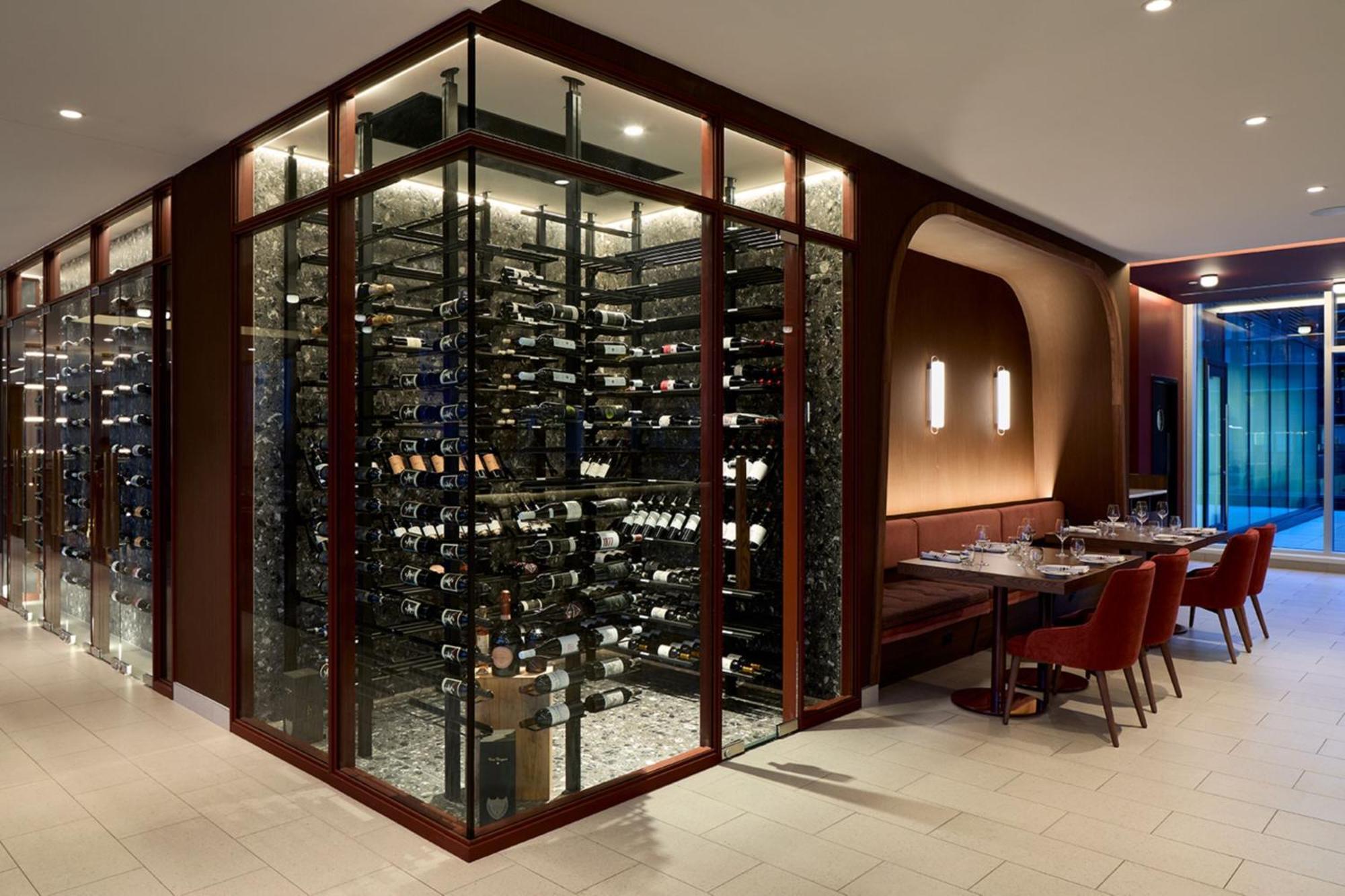 Courtyard By Marriott Montreal Hotel